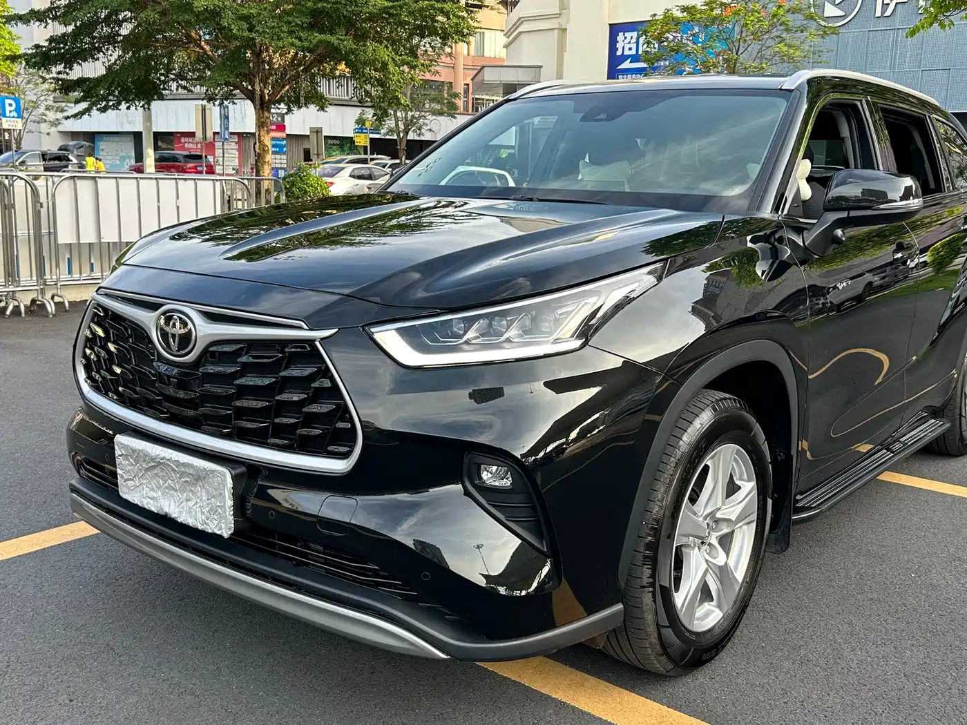 Toyota Highlander 2024 2.5L Smart Hybrid 4WD Elite 7-seater фото 24