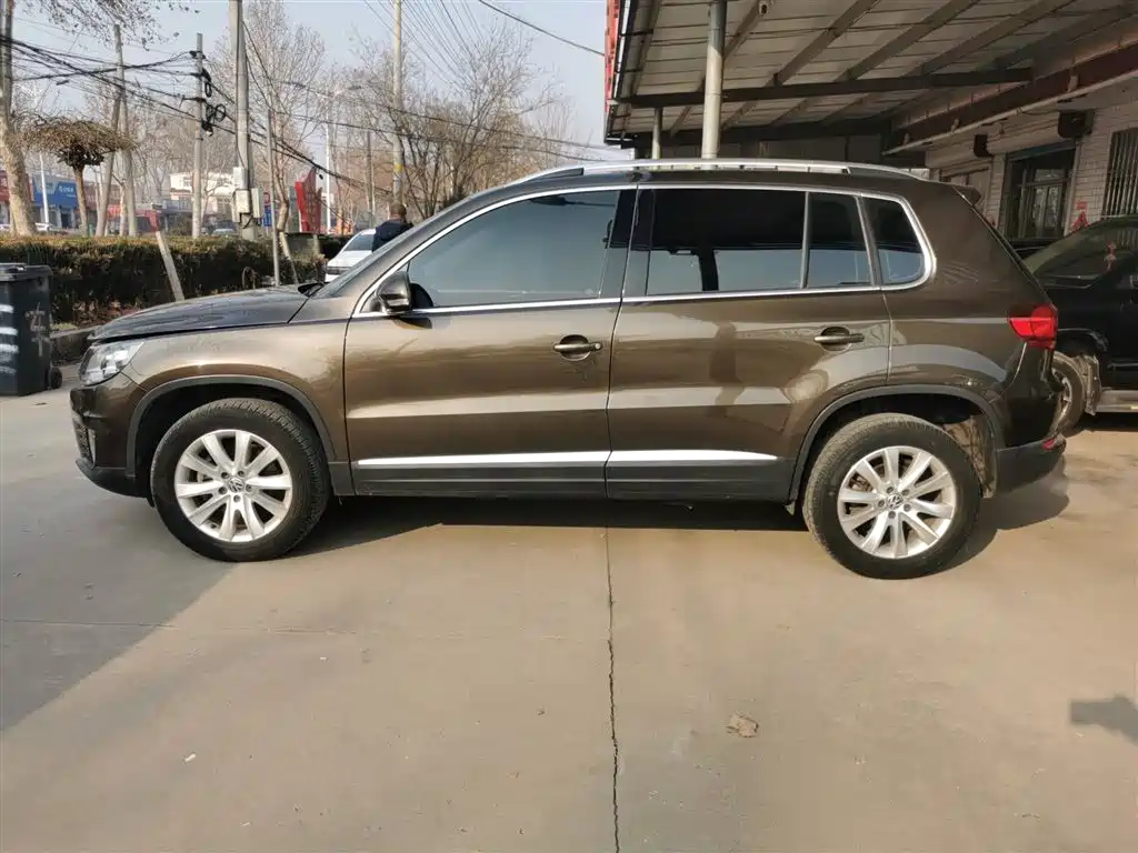 Volkswagen Tiguan 2013 1.8TSI Automatic 2WD Luxury Model фото 5