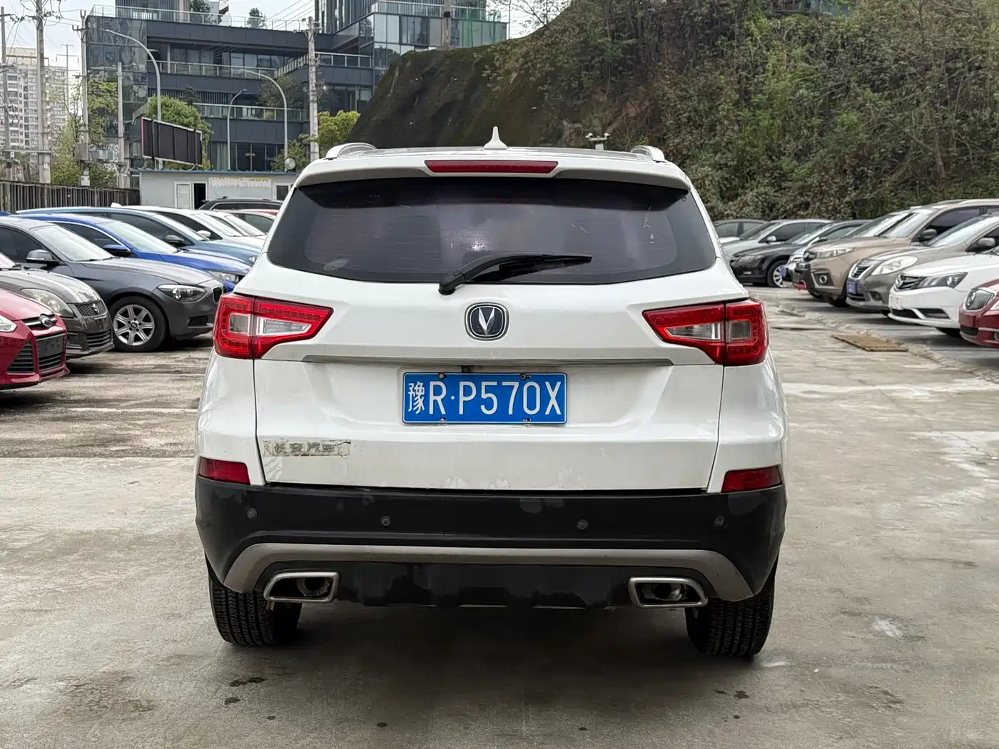CHANGAN CS75