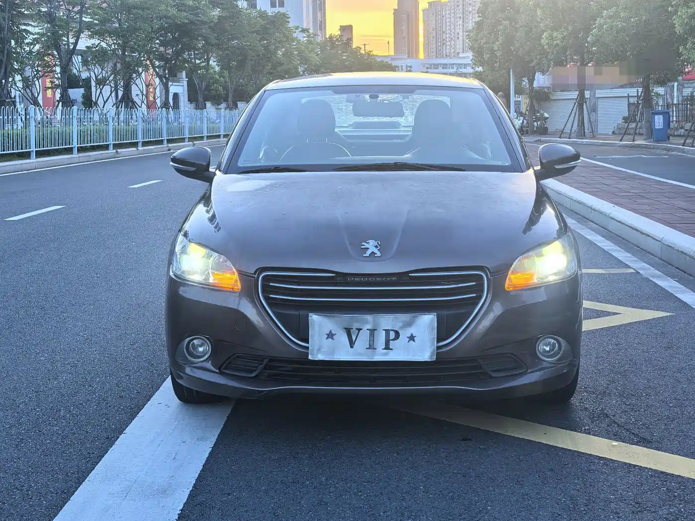 Peugeot 301 2014 2014 1.6L Automatic Comfort Edition