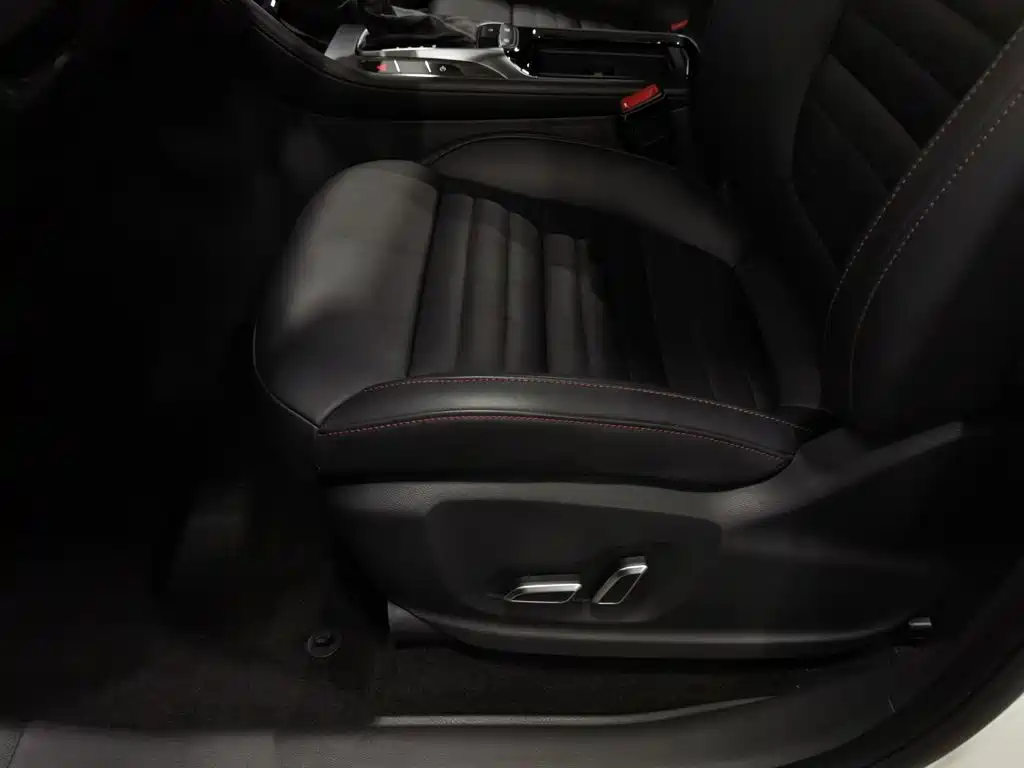 MG HS 2019 2018 20T Auto 2WD Hormone Excitement Edition (China V)