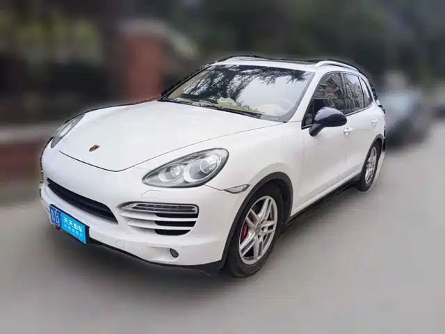Porsche Cayenne 2011 Cayenne 3.0T — фото 1