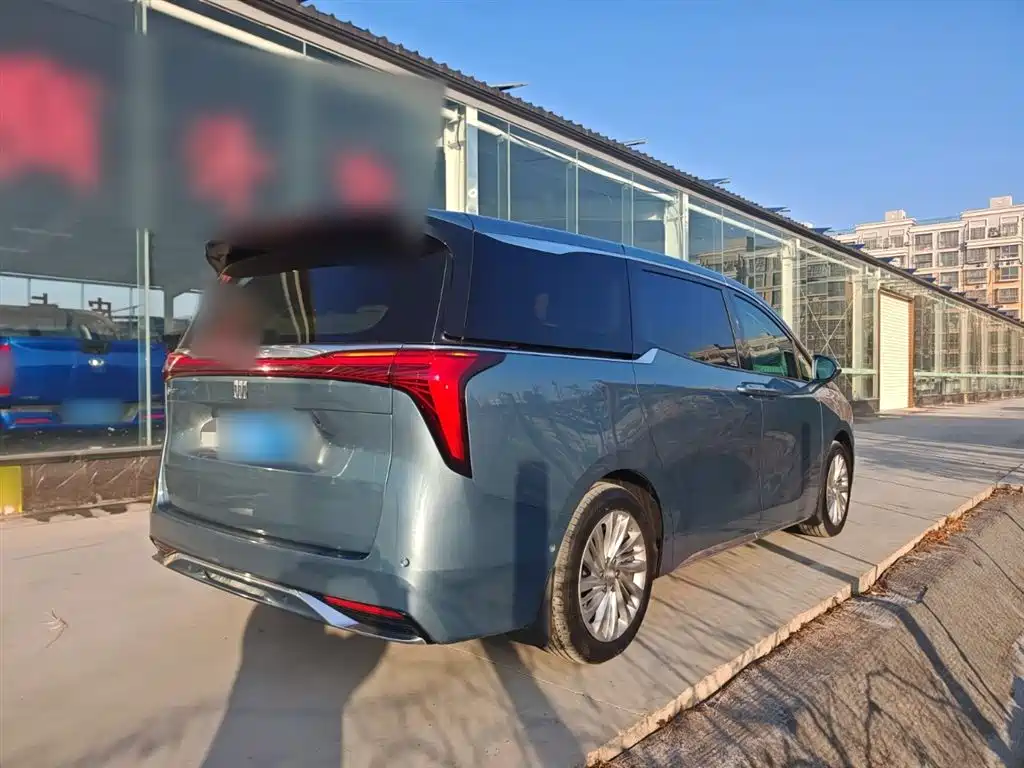 Buick Century 2023 2.0T 7-Seater World Edition фото 23