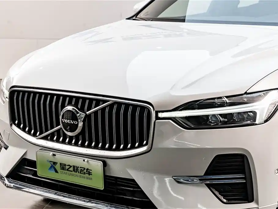 VOLVO XC60 PLUG IN HYBRID