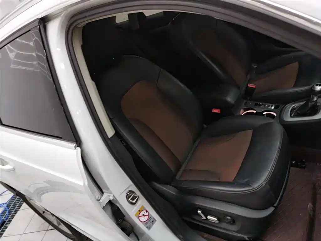 Audi Q3 2017 30 TFSI Fashion фото 25