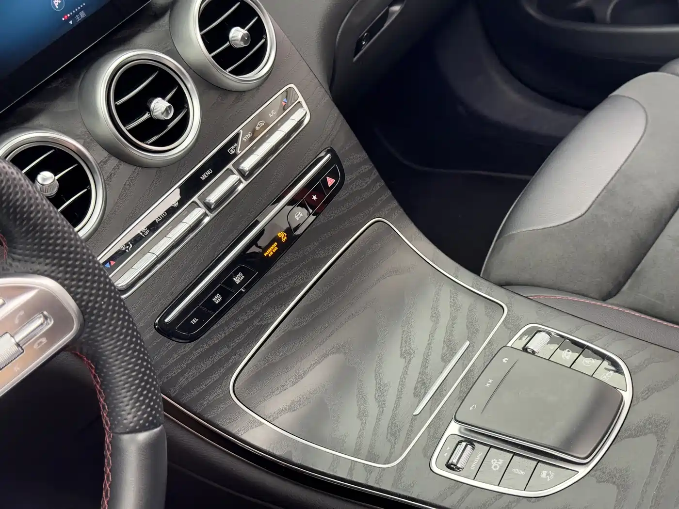 MERCEDES-BENZ GLC AMG