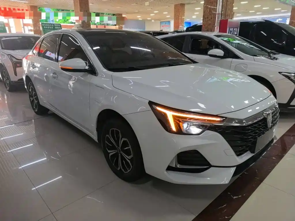 Фото 4 - Roewe i6 MAX EV