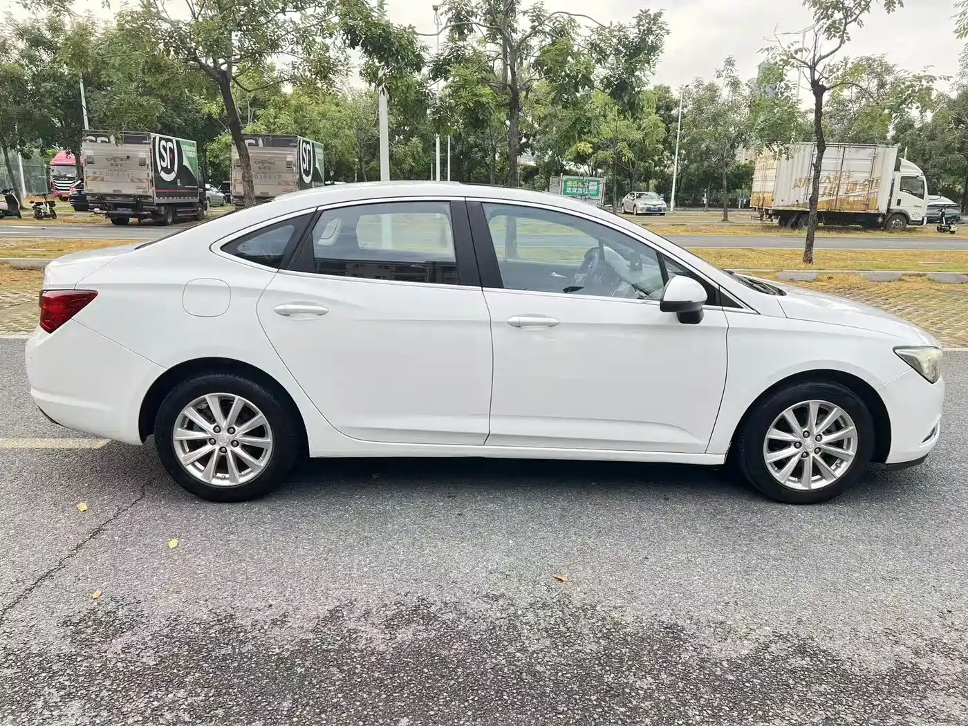 Фото 4 - Buick Verano