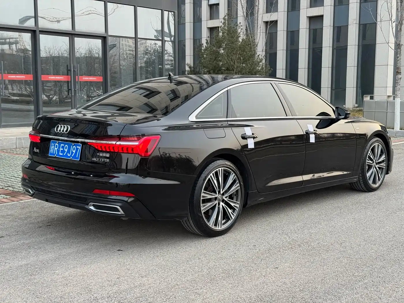 Audi A6L 2021 40 TFSI Luxury Sport фото 6