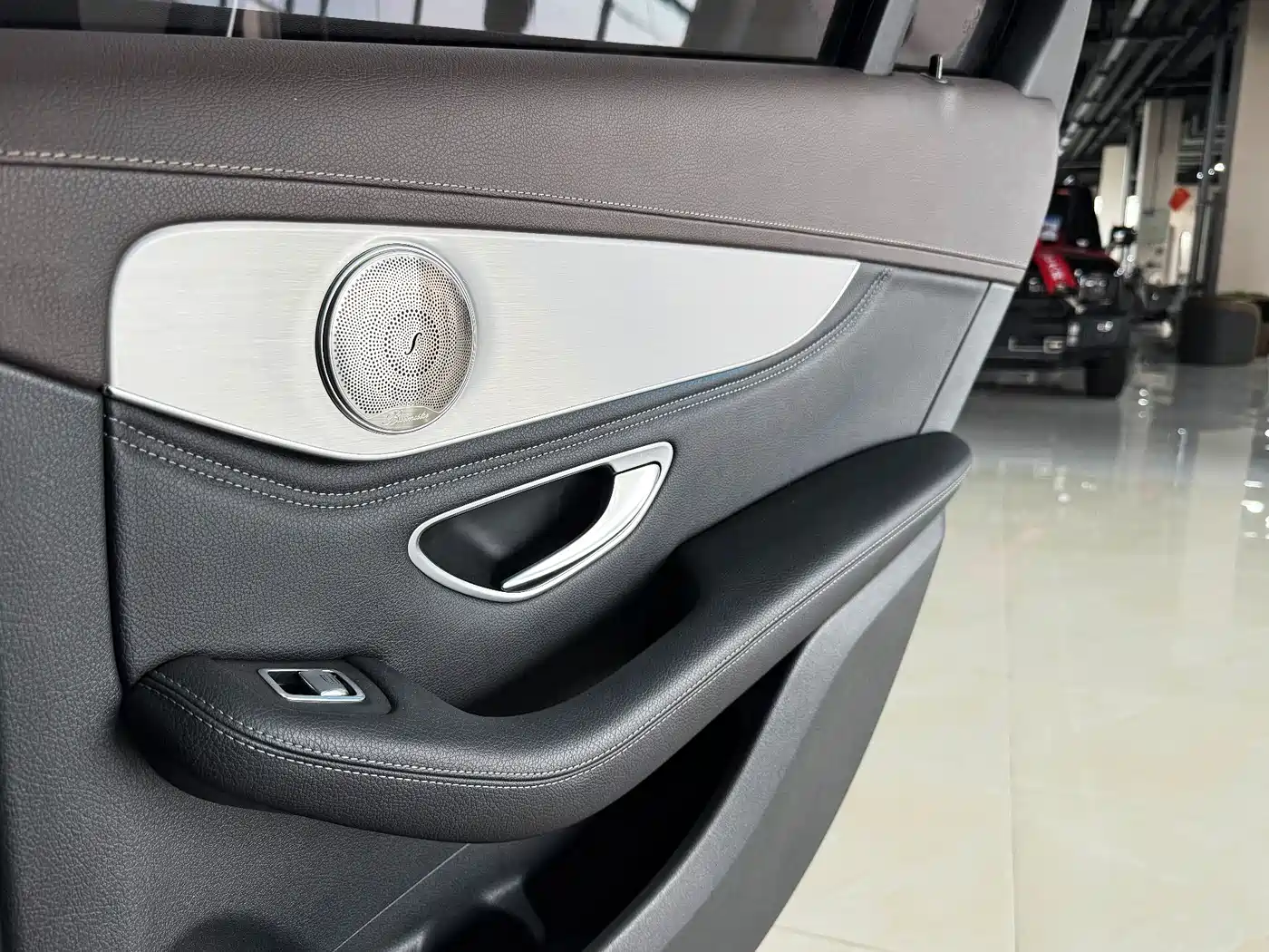 Mercedes-Benz GLC 2019 Model GLC 200 L 4MATIC фото 15