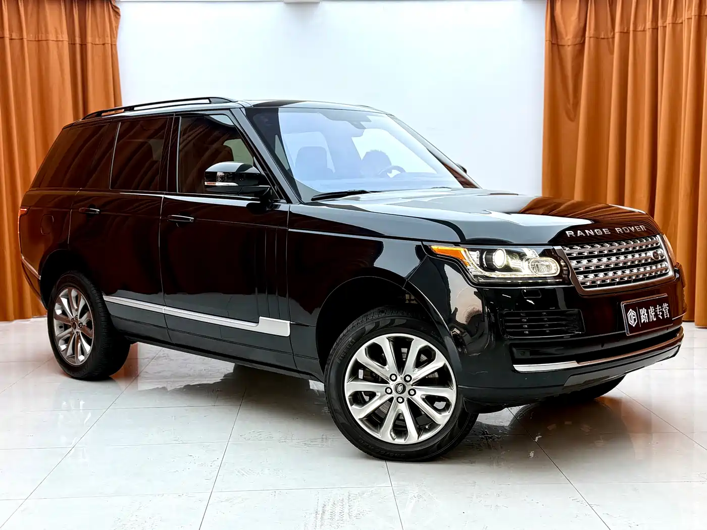 Land Rover Range Rover 2016 3.0 SC V6 Vogue фото 3