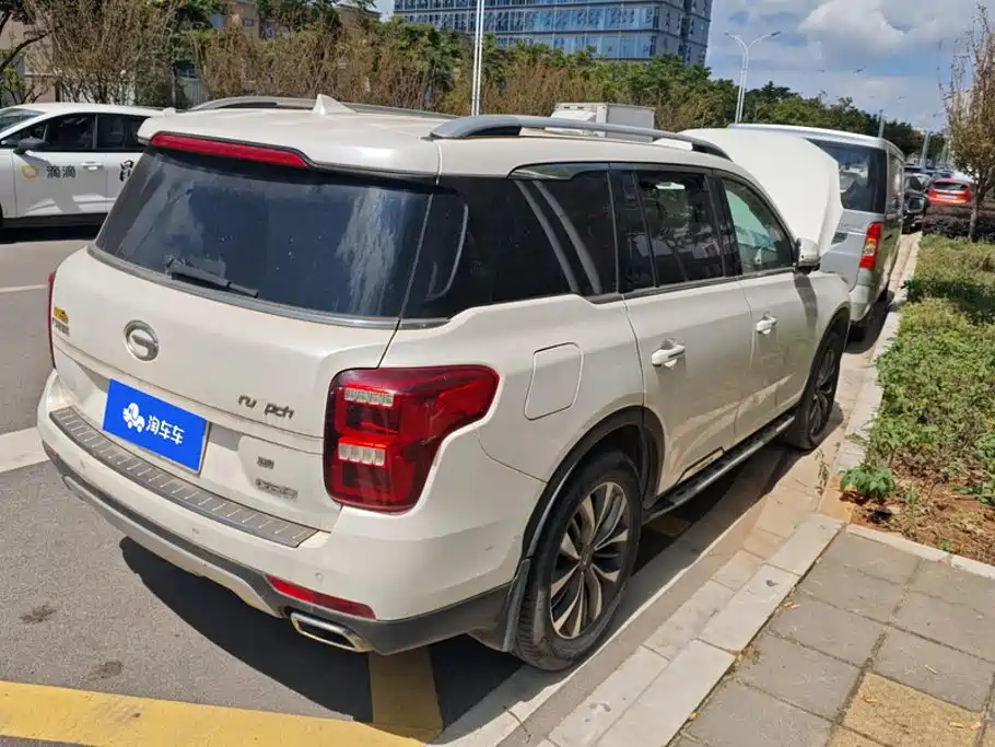 Фото 3 - GAC Trumpchi GS8
