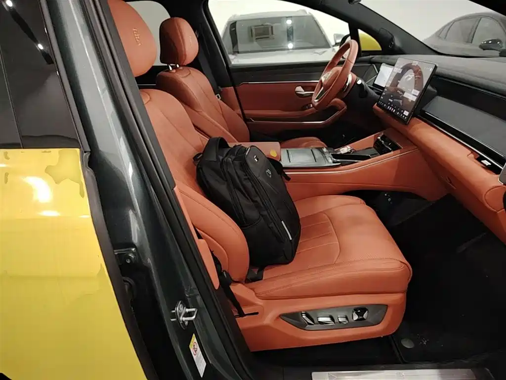 BYD Tang L 2025 DM 175KM Drone Player Edition фото 25