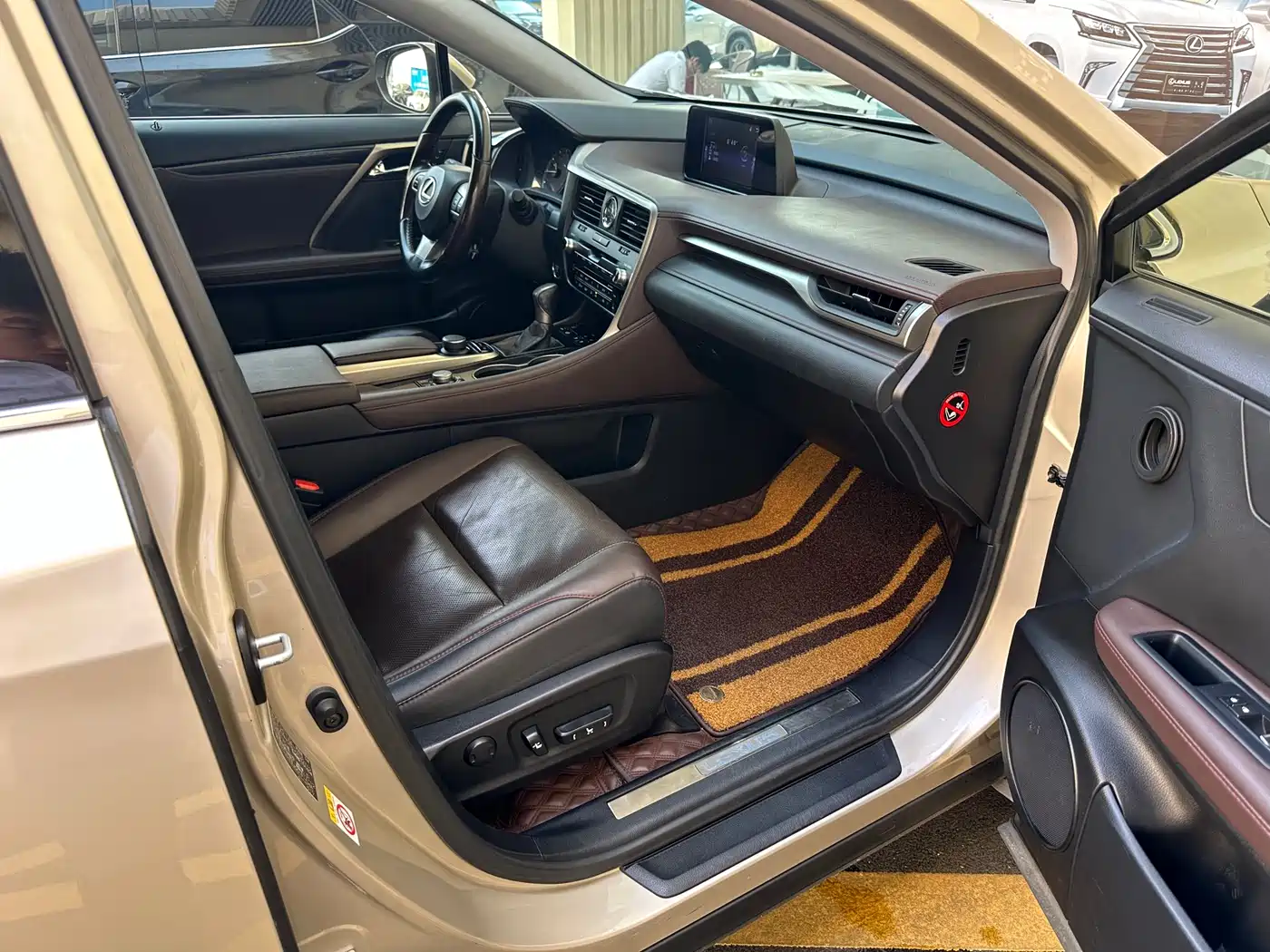 Lexus RX 2016 300 4WD Elegance Edition (China V) фото 20
