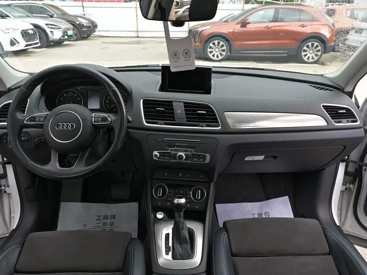 Photo 9 - Audi Q3