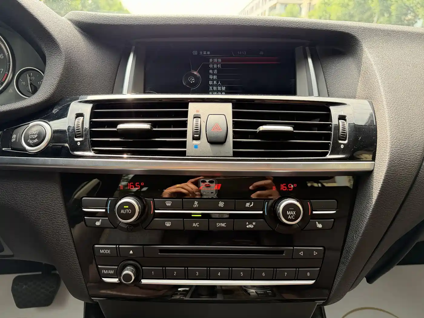 BMW X3 (Import) 2014 xDrive28i X Design Package фото 18
