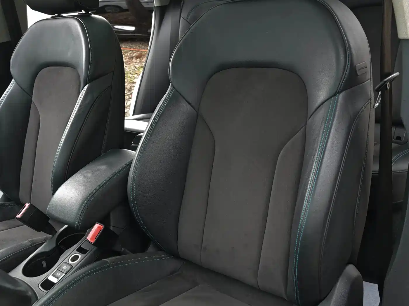 Photo 20 - Audi Q3
