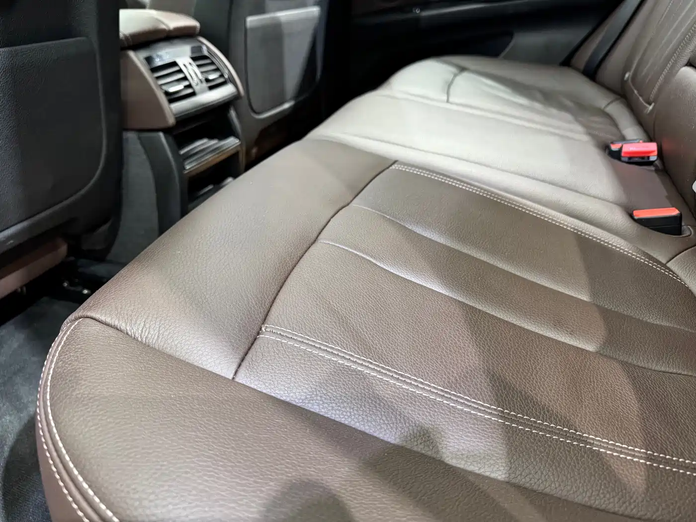 BMW X5 (Import) 2018 xDrive35i Elegant Model фото 24