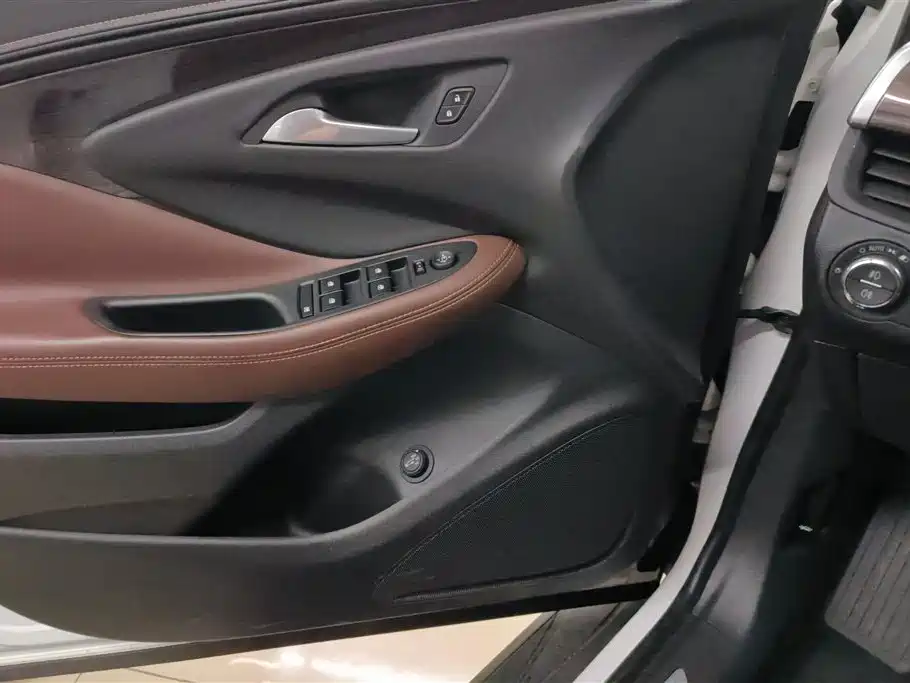 Buick Envision Plus 2016 28T 4WD Luxury фото 7