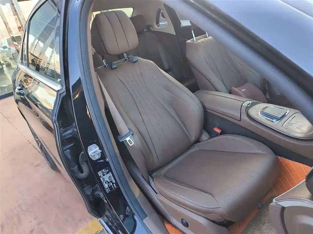 Mercedes-Benz E-Class New Energy 2023 E 350 e L Plug-in Hybrid Sedan фото 25
