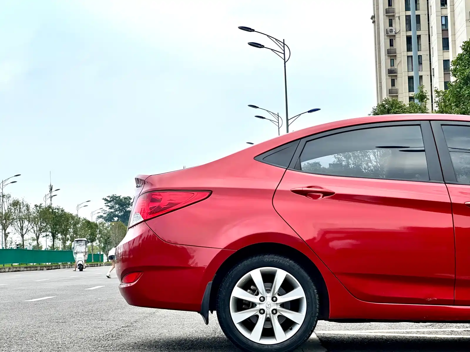 Photo 11 - Hyundai Verna