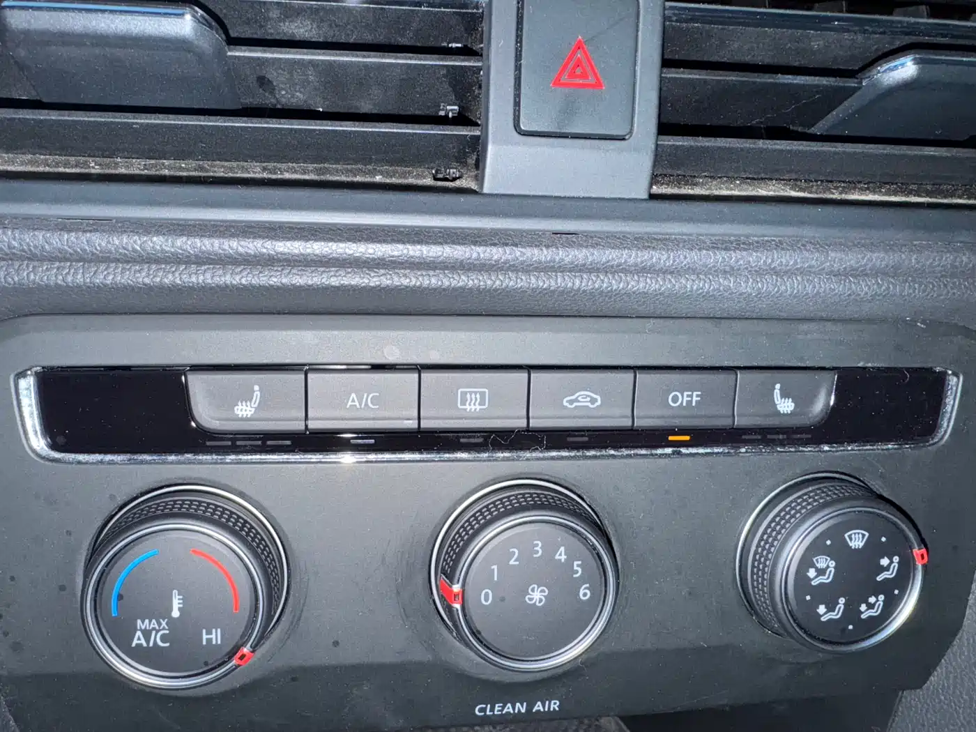 Volkswagen Tharu 2022 280TSI FWD Luxury Edition фото 9