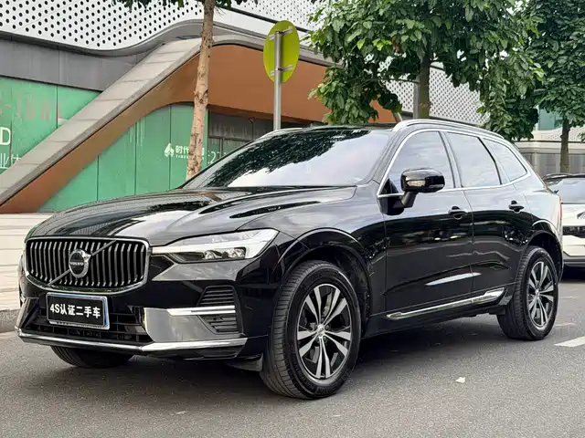 Volvo Volvo XC60 2023 B5 AWD Smart Luxury Edition