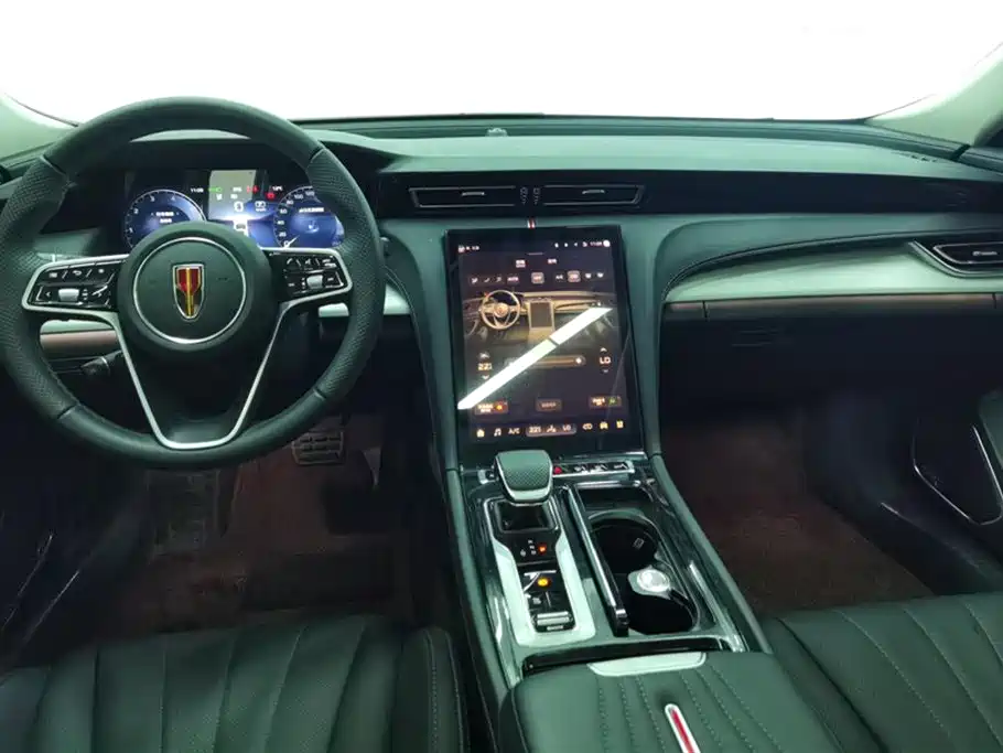 Hongqi H5 2025 2.0T Automatic Flag Celebration 500,000 Units Anniversary Edition фото 12