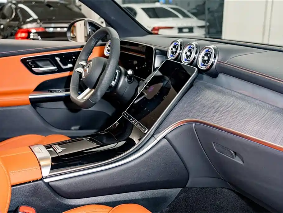 Mercedes-Benz GLC 2025 Model Year GLC 260 L 4MATIC Luxury фото 17