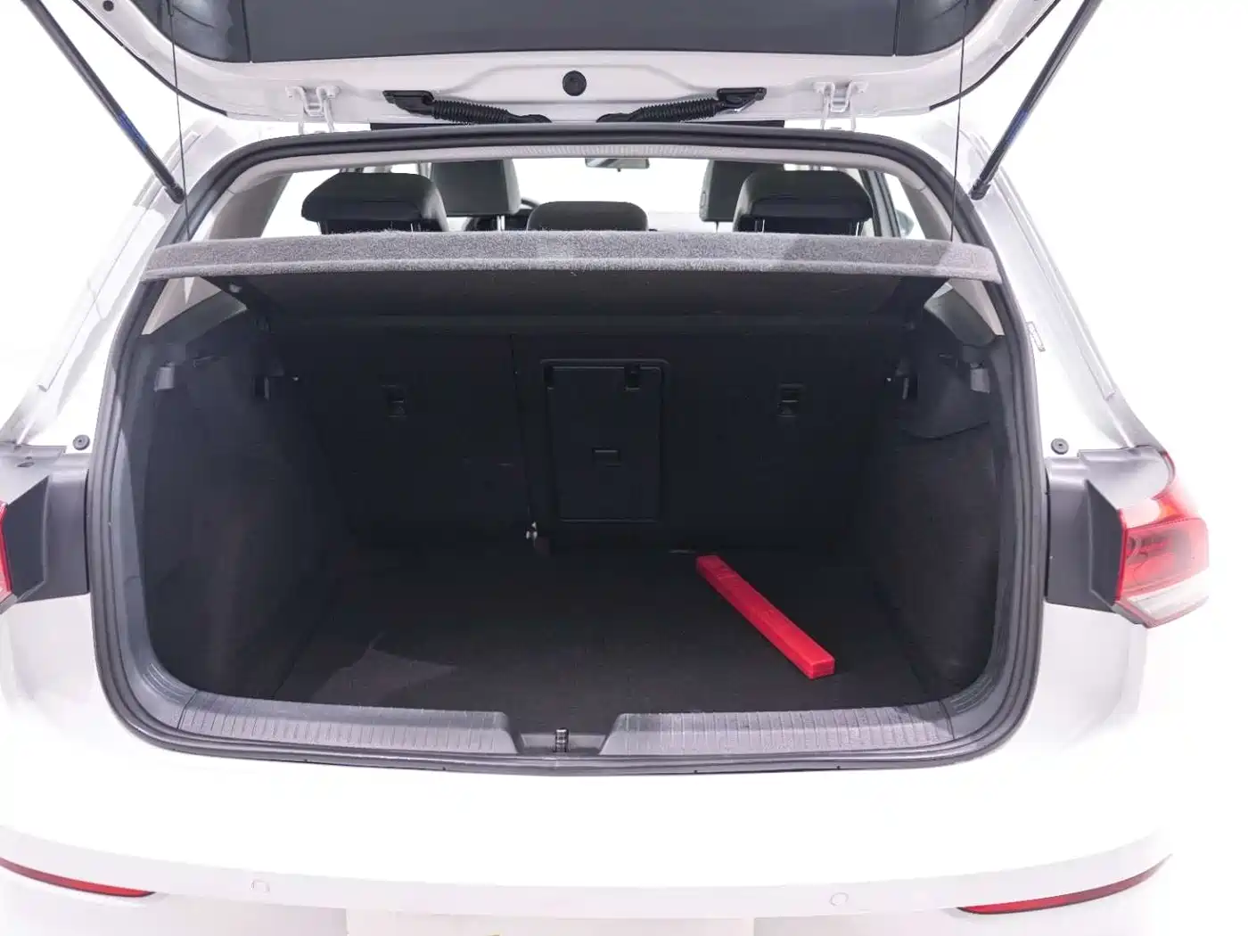 Volkswagen Golf 2021 280TSI DSG Pro фото 22