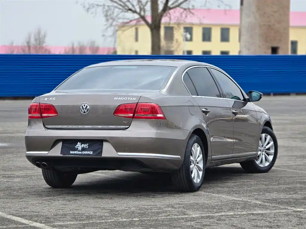Volkswagen Magotan 2015 1.8TSI Leading фото 6