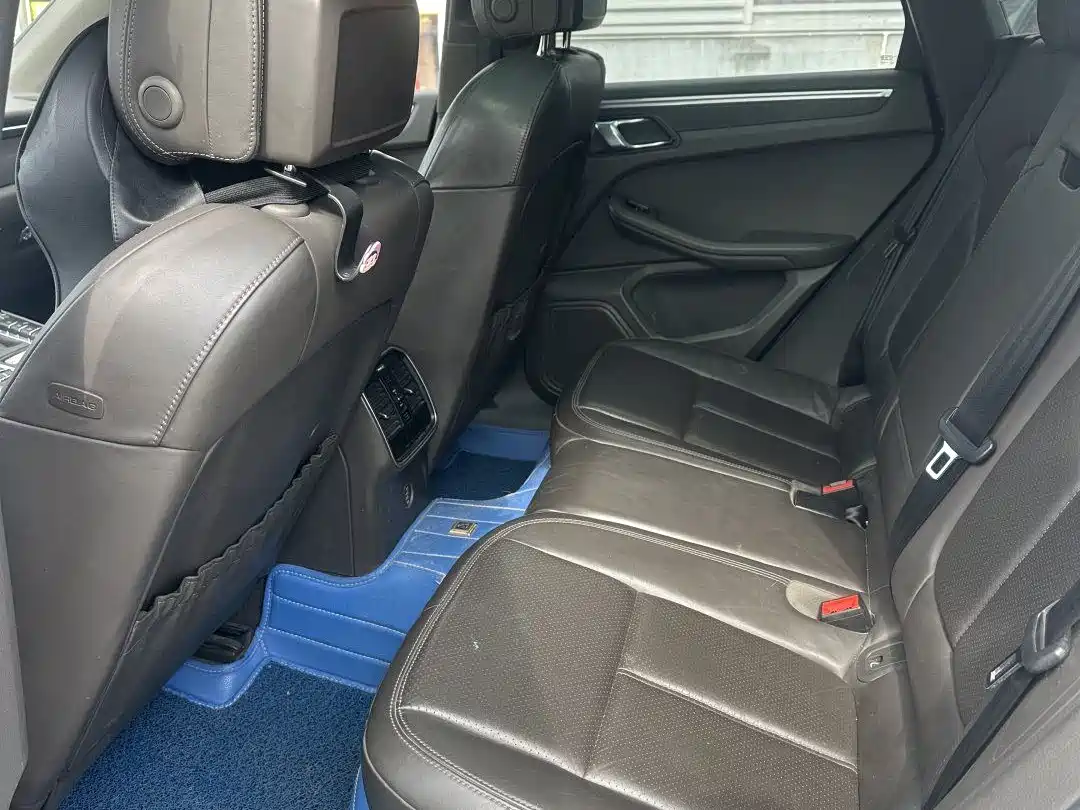 Porsche Macan 2017 Macan 2.0T фото 4