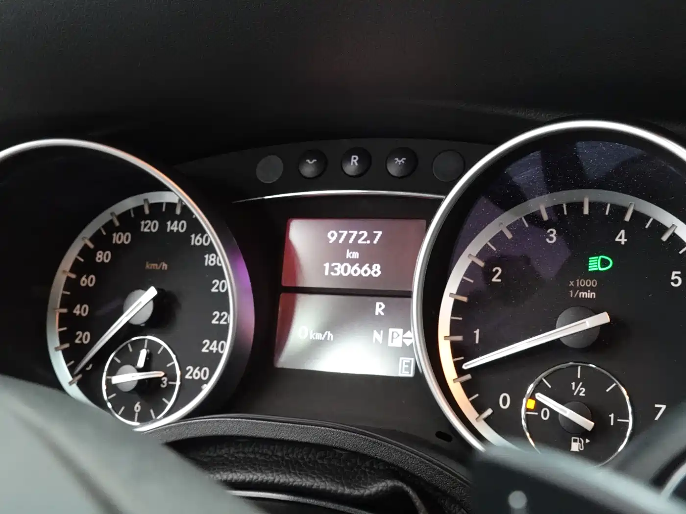 Mercedes-Benz R-Class 2014 R 320 4MATIC Business фото 16