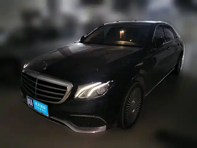 Mercedes-Benz E-Class 2019 E 200 L — фото 1
