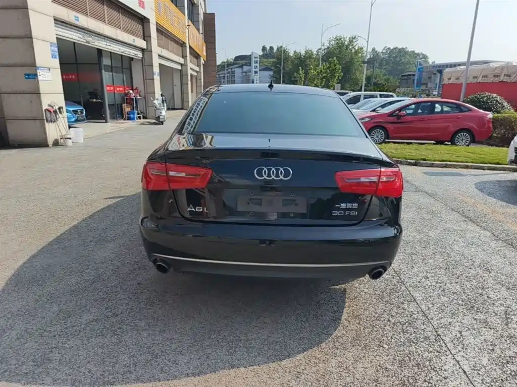 Audi A6L 2014 30 FSI Technology фото 6