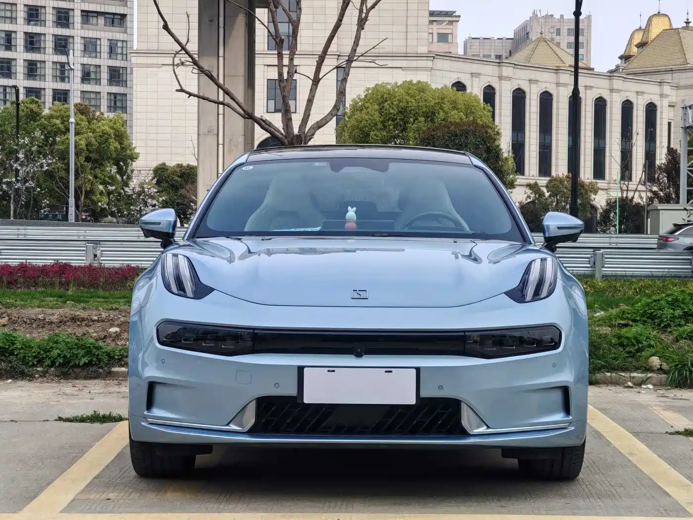 ZEEKR EXTREME KRYPTON 001