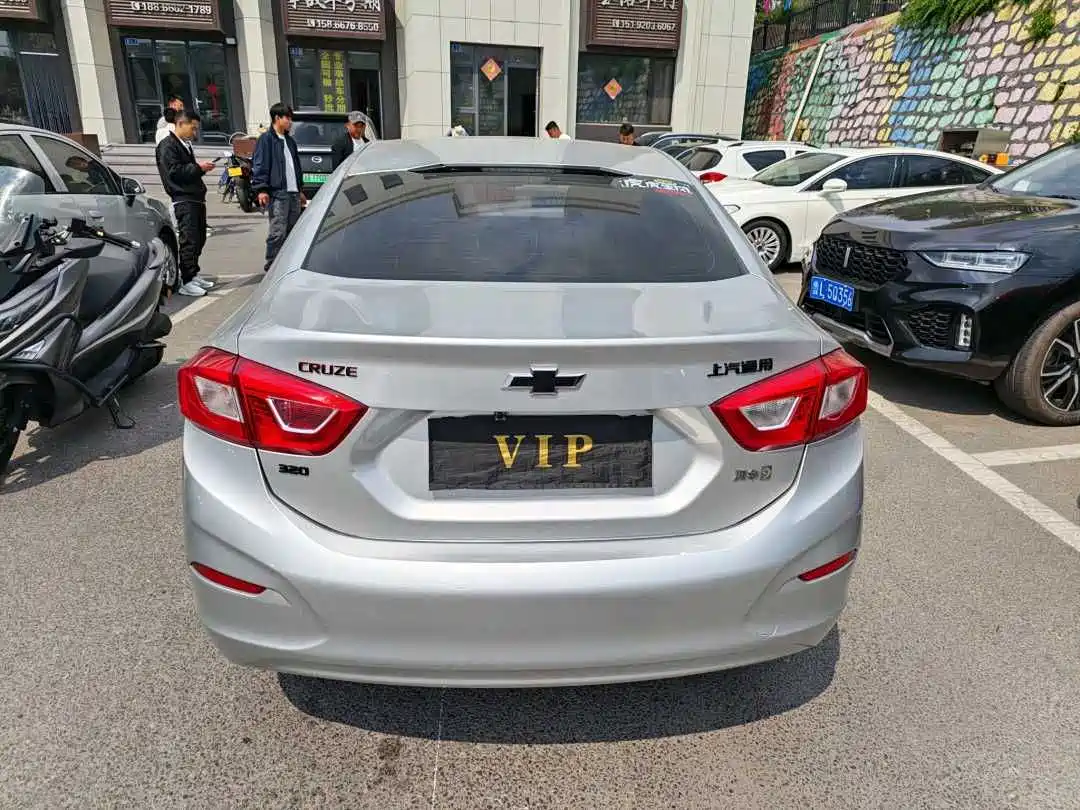 Chevrolet Cruze 2018 Redline 320 Automatic Pioneer Edition фото 7