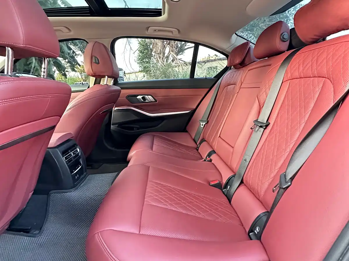 BMW i3 2024 eDrive 35 L фото 8