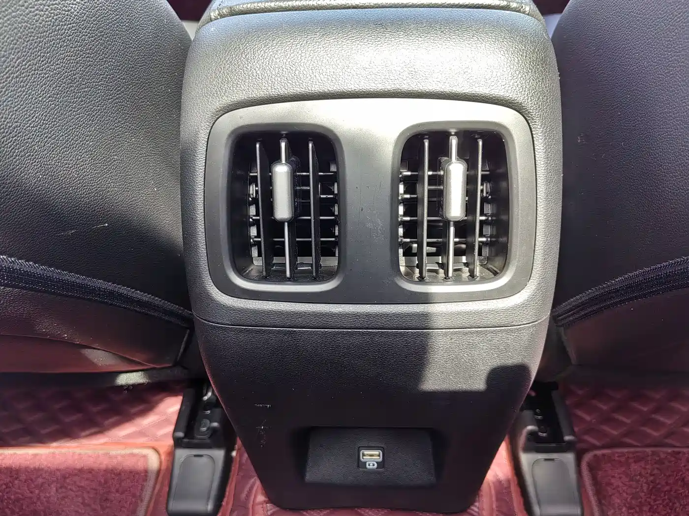 Hyundai Tucson 2023 Tucson L 1.5T Automatic 2WD DLX Luxury Edition фото 23
