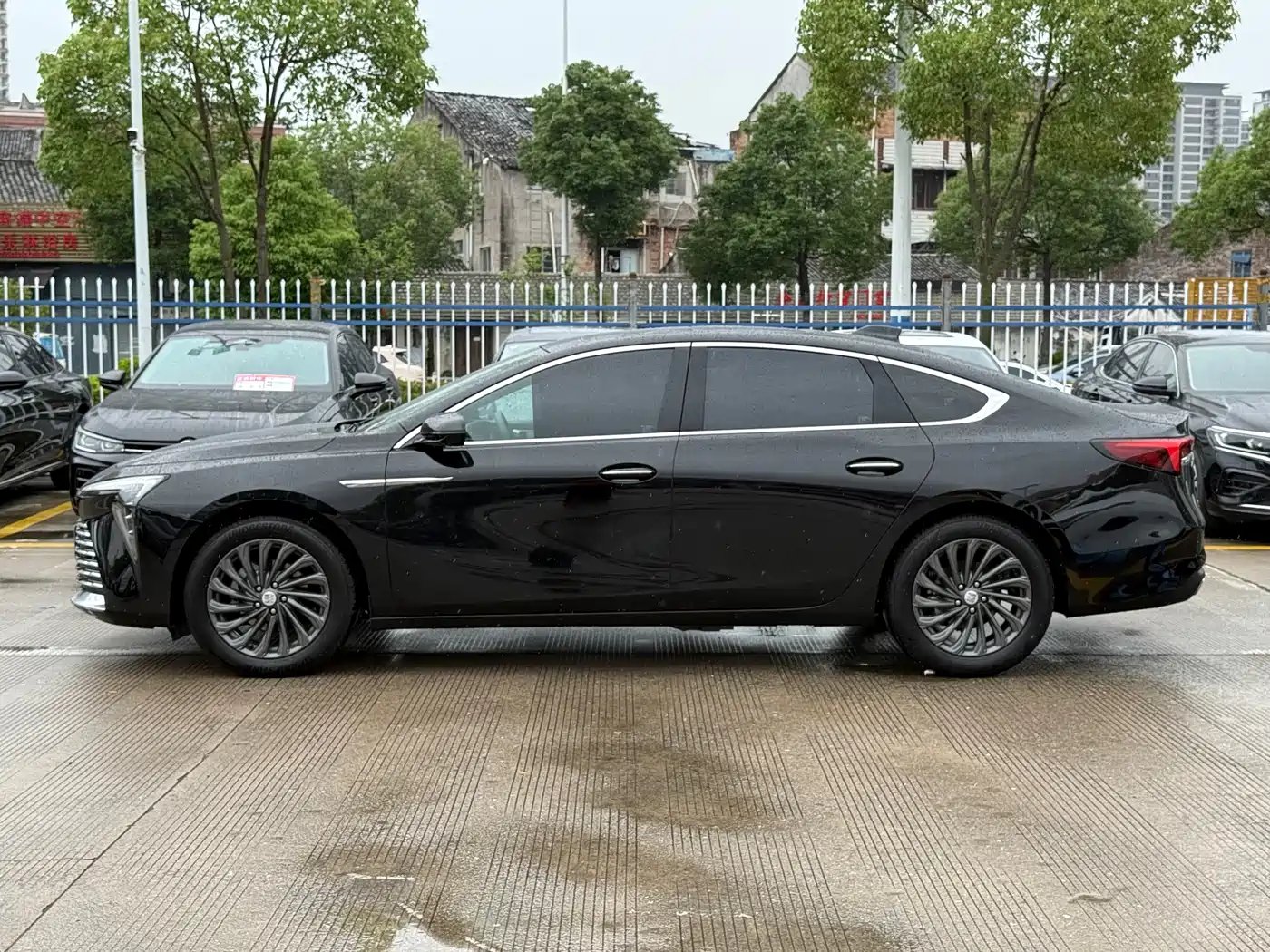 Buick LaCrosse 2025 2025 Model 28T Platinum Edition