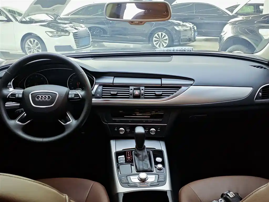 Audi A6L 2018 30th Anniversary 35 TFSI Fashion фото 8