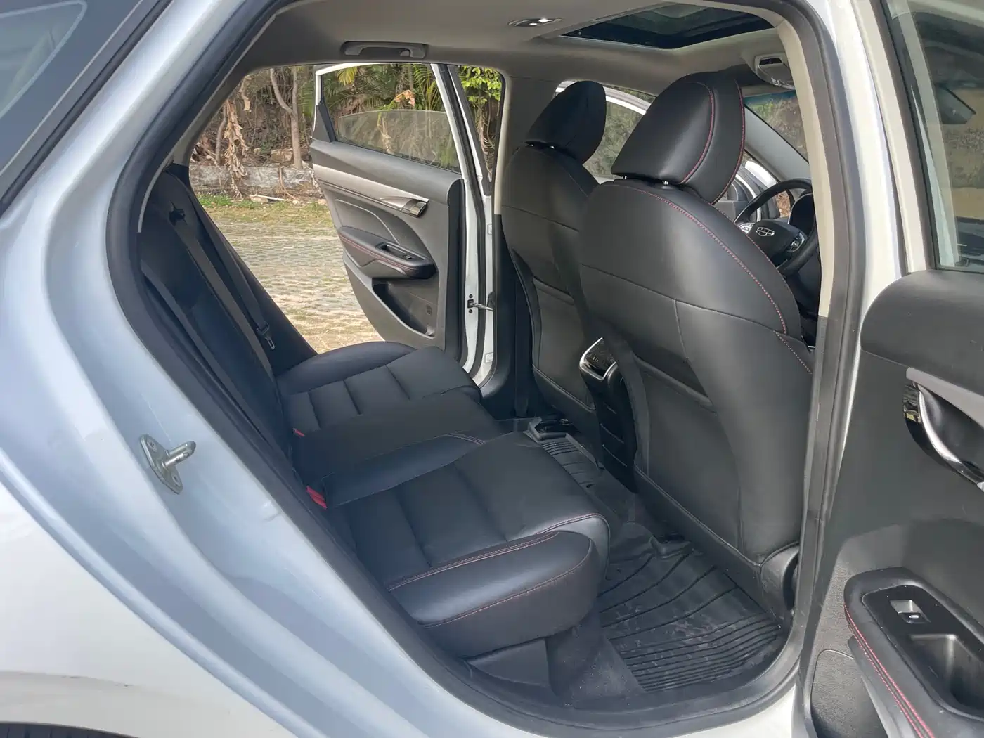 GEELY AUTOMOBILE BINRUI