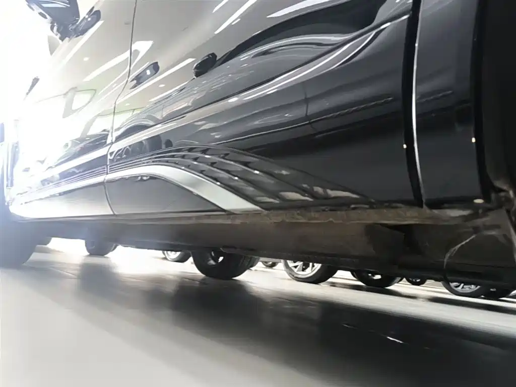 Hongqi HS5 2023 2.0T AWD Flag Enjoy Pro Edition фото 22