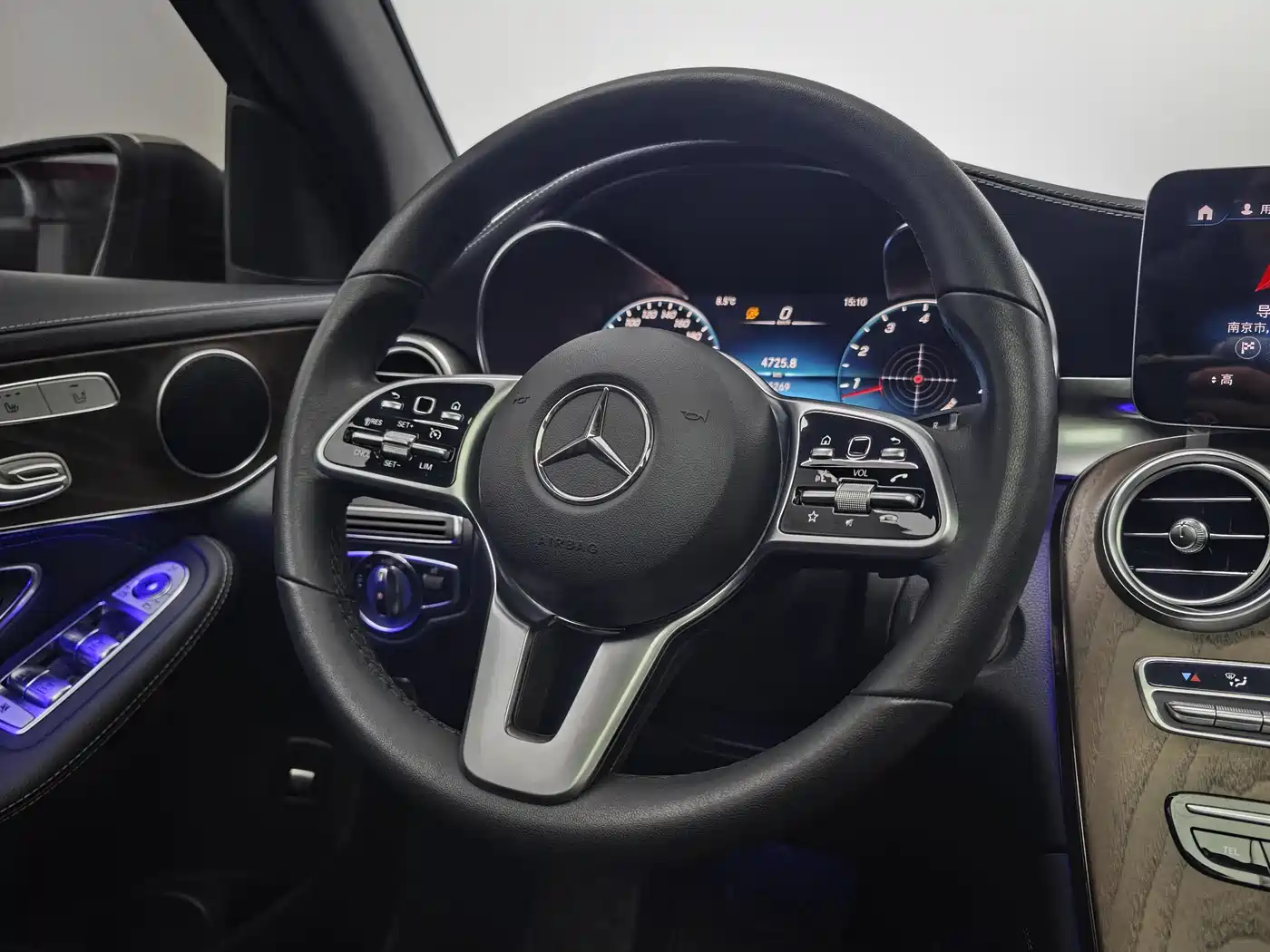 Mercedes-Benz GLC 2020 Facelift GLC 300 L 4MATIC Dynamic фото 15