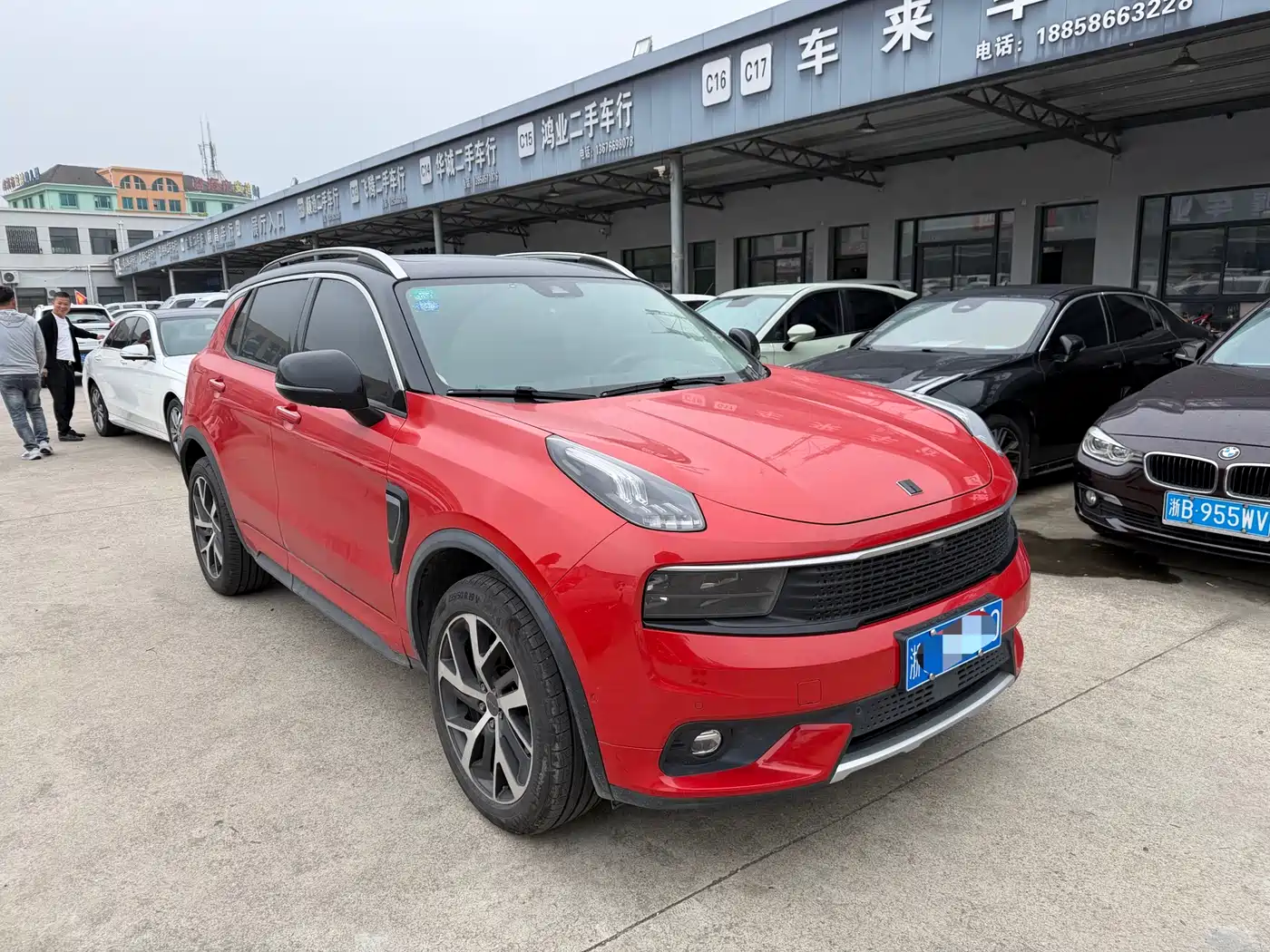 Lynk & Co 01 2017 2.0T AWD Pro фото 3
