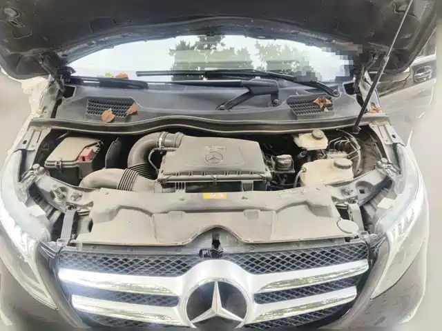 Mercedes-Benz V-Class 2022 V 260 L Long Wheelbase Prestige Edition — фото 3