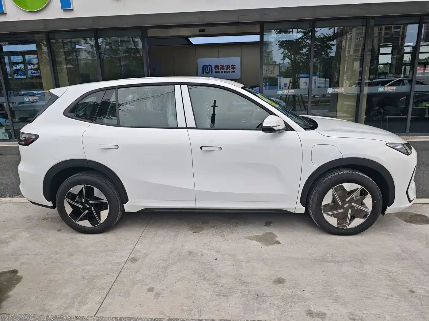 Geely Galaxy Galaxy E5 2026 530km Voyager Edition фото 3
