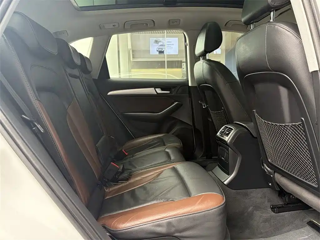 Audi Q5 2018 2017 Plus 40 TFSI Technology