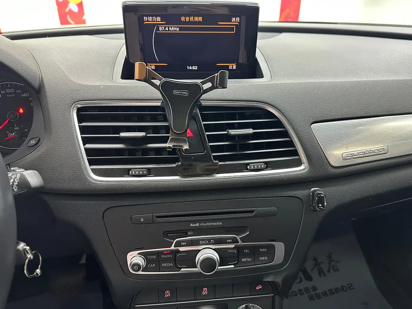 Audi Q3 2013 35 TFSI quattro Technology фото 16