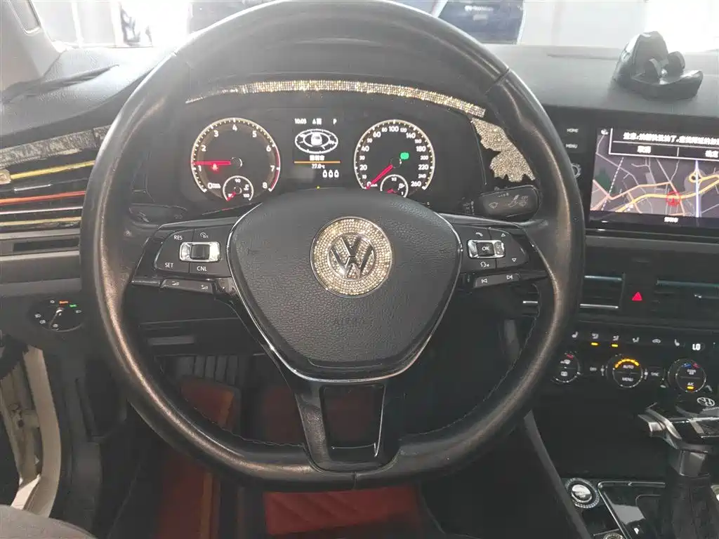 Volkswagen Bora 2019 280TSI DSG Luxury фото 11